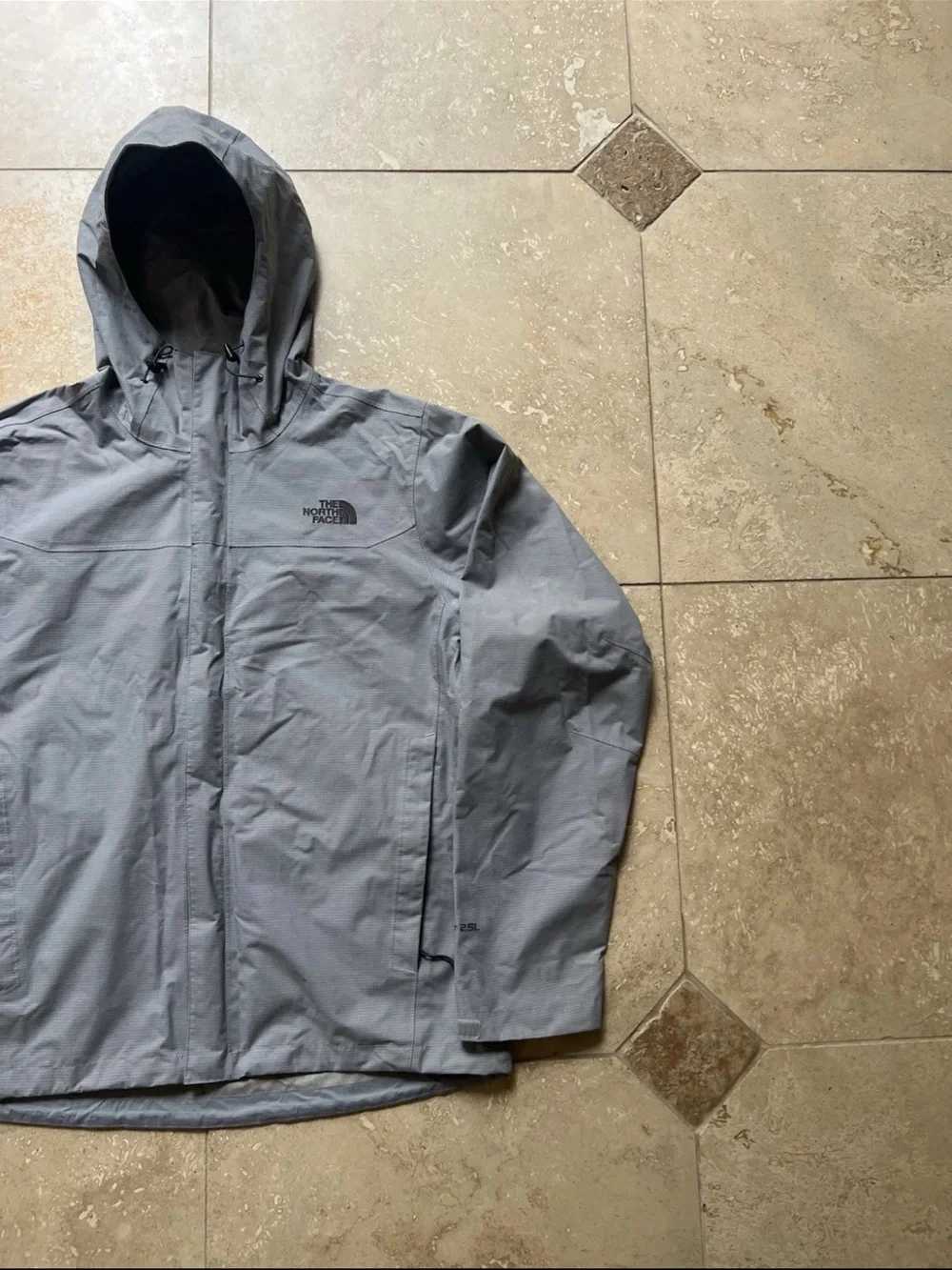 The North Face Men's Full Zip Gray Hyvent 2.5L Venture Jacket Size Medium